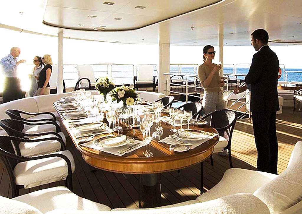 Teknede Şirket Yemeği Organizasyonu