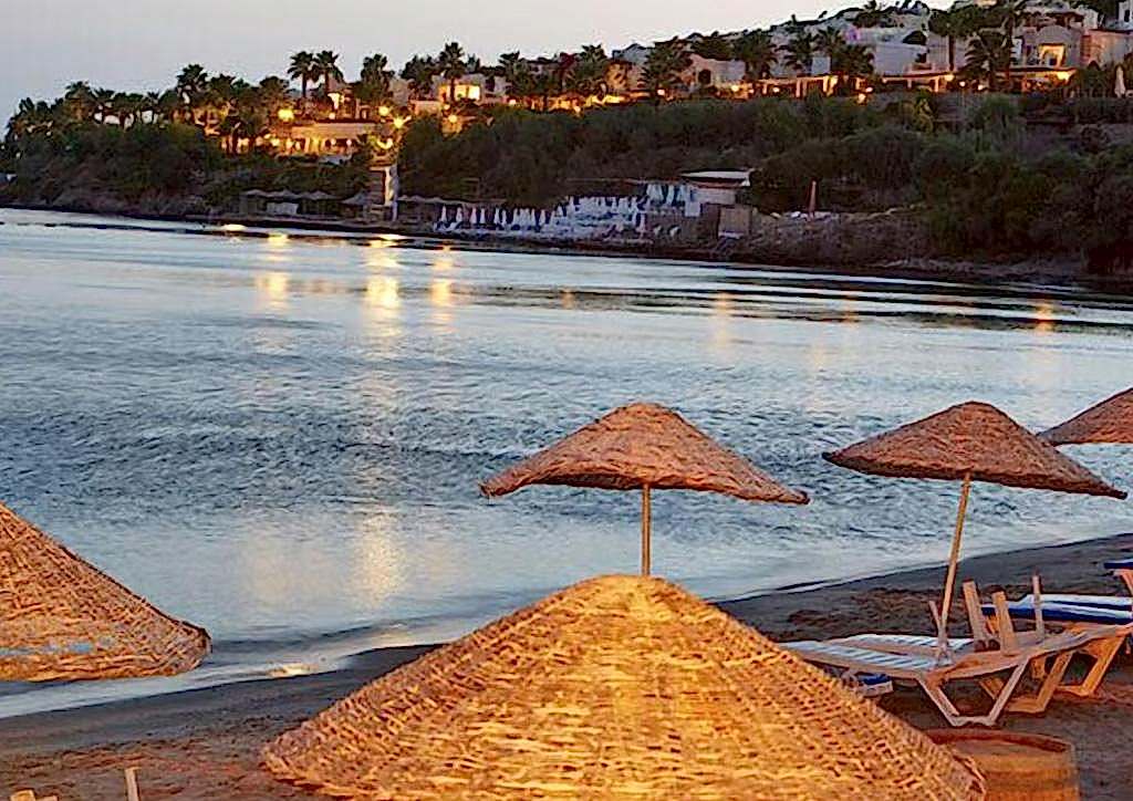 Bodrum Meteor Beach Tekne Turu