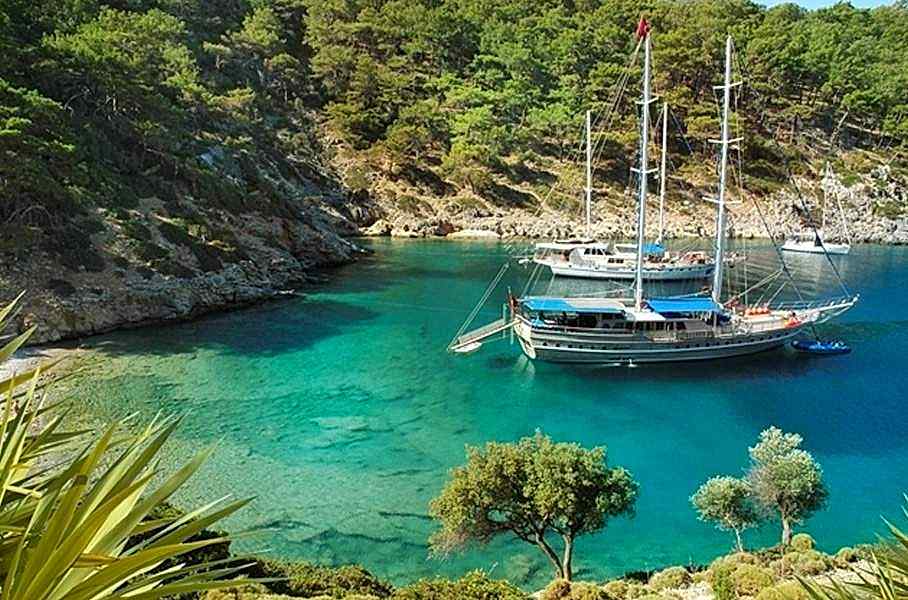 Gümüşlük Tekne Kiralama